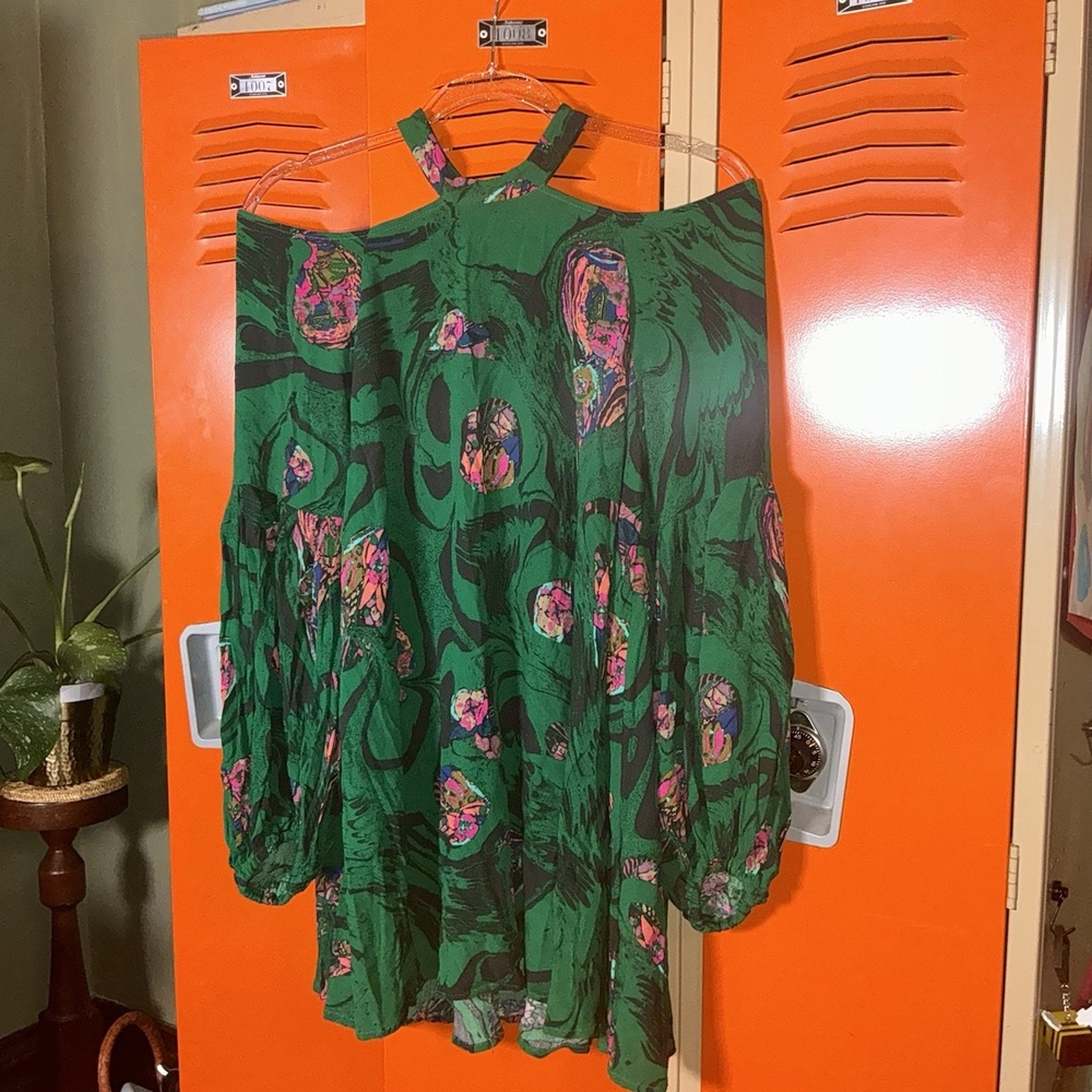 Free People green Drift Away Cold Shoulder Floral Tunic Mini Dress Sz Medium